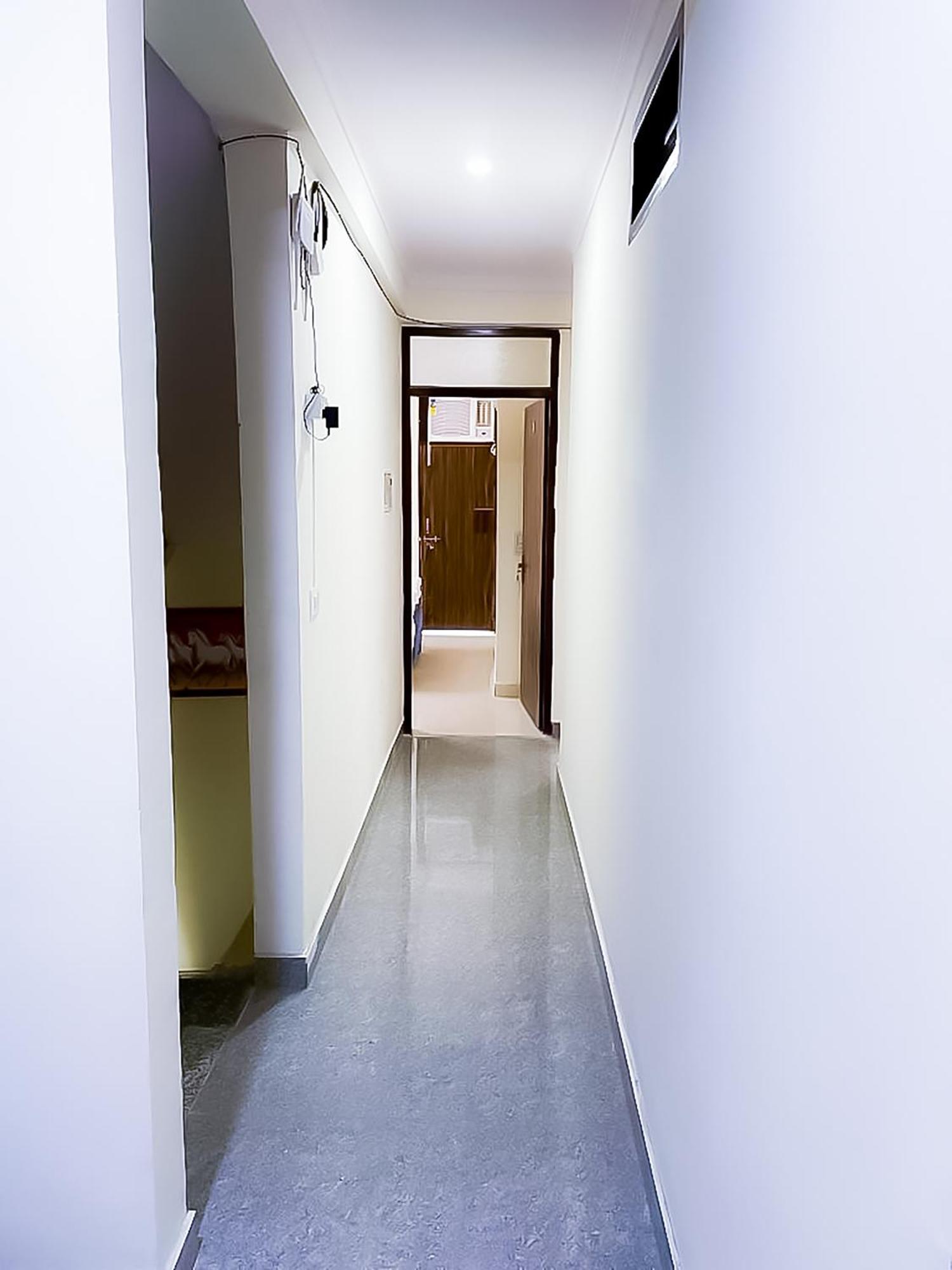 Roomshala 123 Happy Homes- Near Saket Metro New Delhi Exterior photo